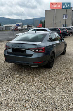 Лифтбек Skoda Superb 2020 в 