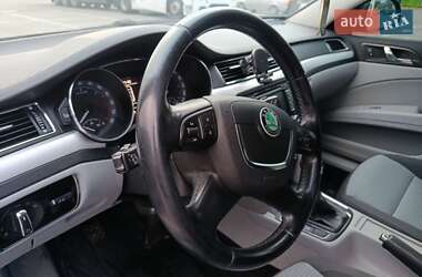 Универсал Skoda Superb 2011 в 