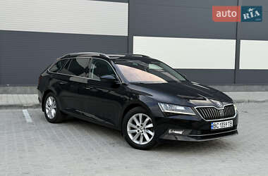 Универсал Skoda Superb 2018 в 