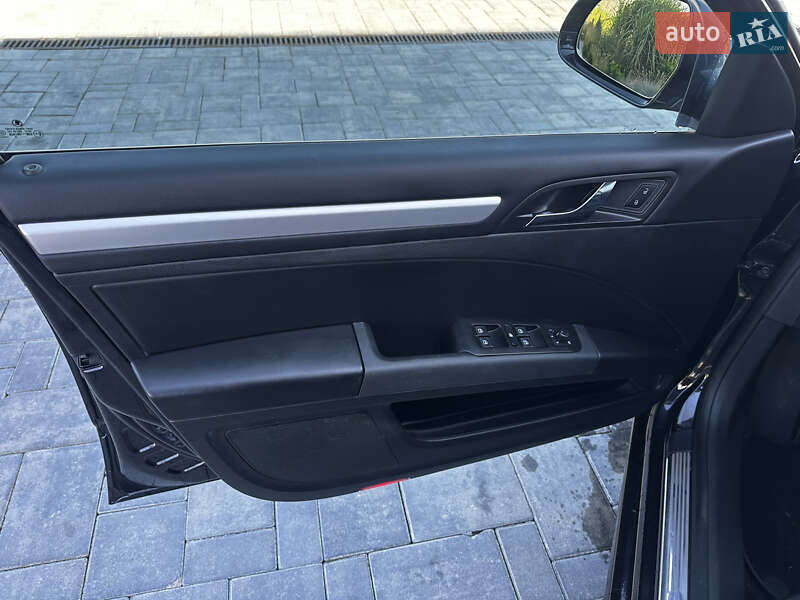 Универсал Skoda Superb 2010 в Луцке