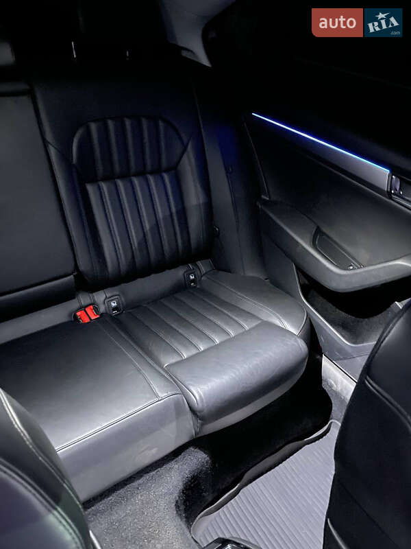Лифтбек Skoda Superb 2018 в Киеве
