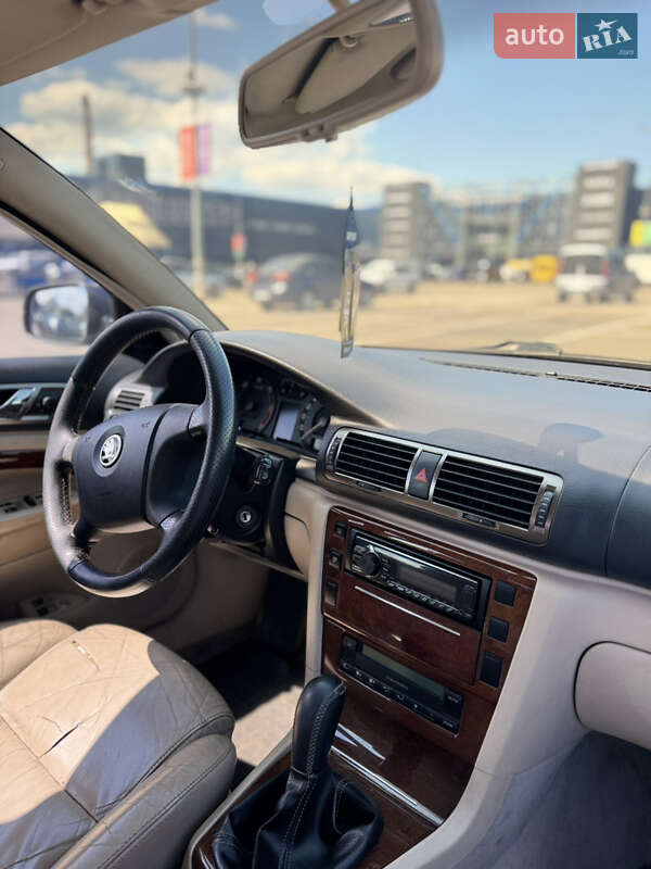 Ліфтбек Skoda Superb 2006 в Києві