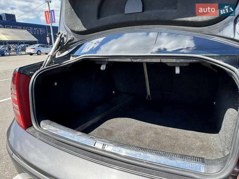 Ліфтбек Skoda Superb 2006 в Києві