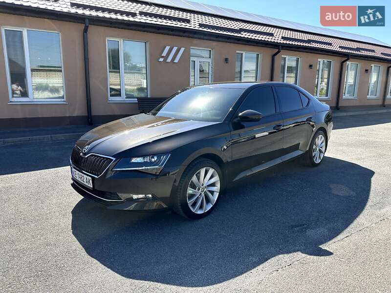 Ліфтбек Skoda Superb 2019 в Дніпрі