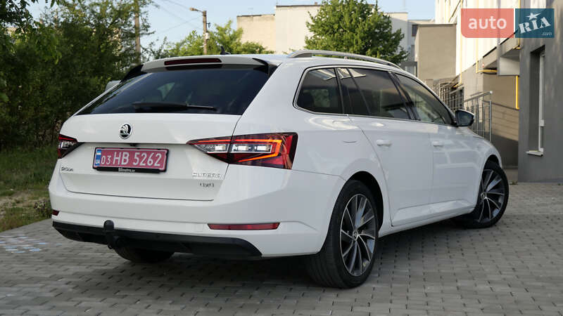 Универсал Skoda Superb 2019 в Львове