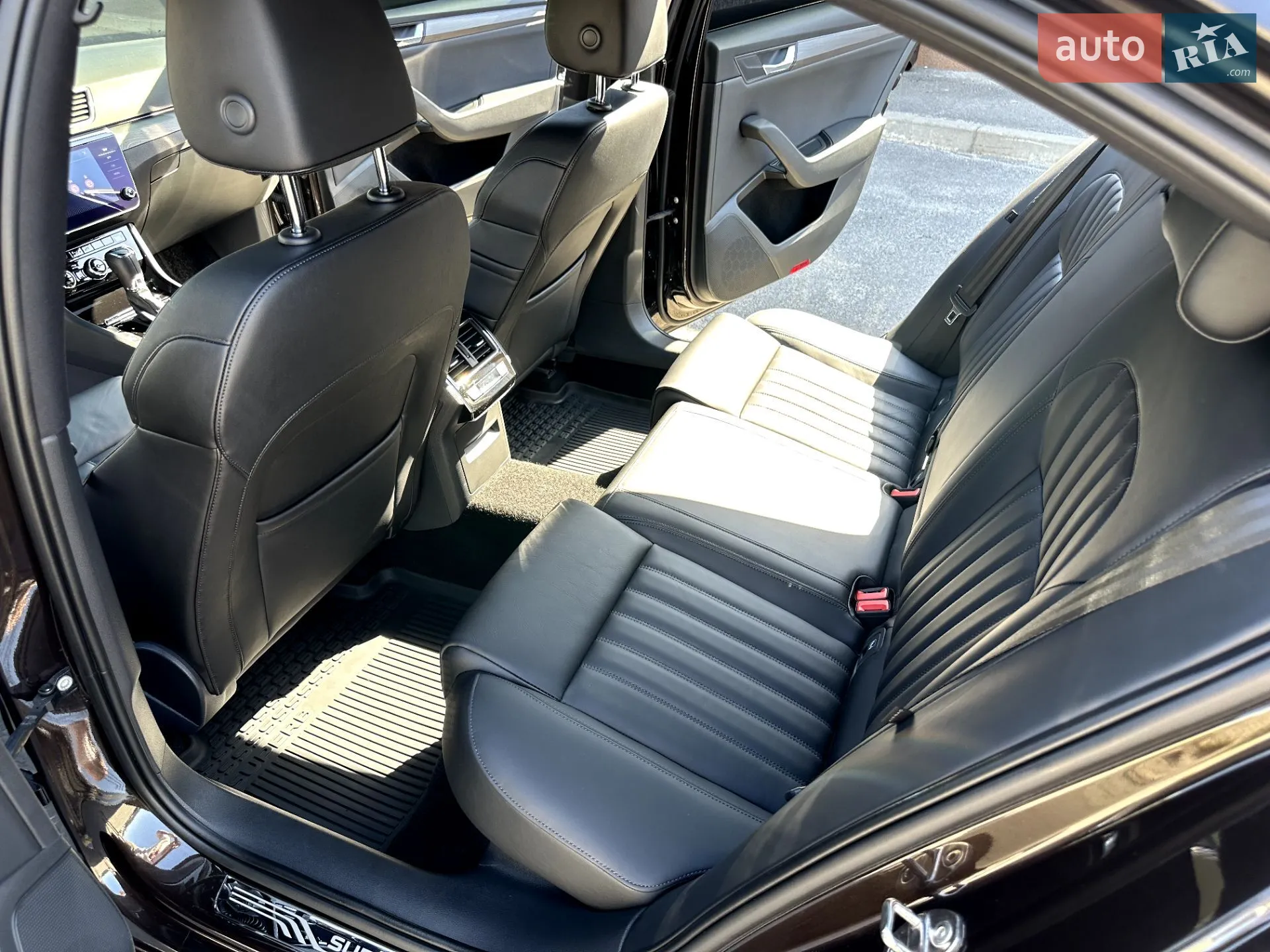 2019 Skoda Superb - мініатюра 18