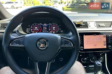 Лифтбек Skoda Superb 2019 в 
