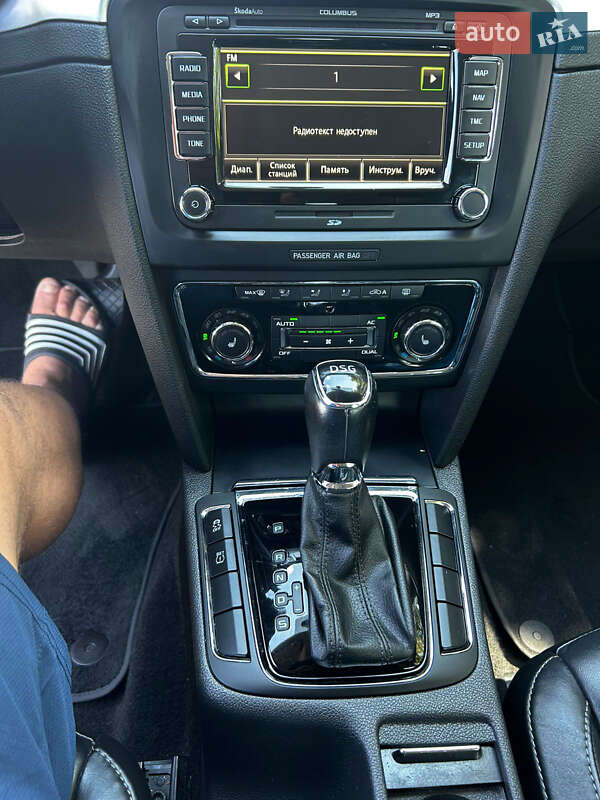 Лифтбек Skoda Superb 2013 в Черновцах