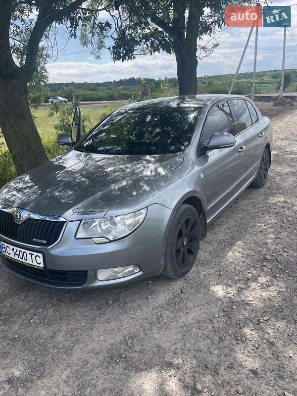 Лифтбек Skoda Superb 2012 в Жовкве фото 2 Лифтбек Skoda Superb 2012 в Жовкве