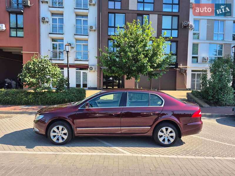 Лифтбек Skoda Superb 2010 в Киеве фото 21 Лифтбек Skoda Superb 2010 в Киеве