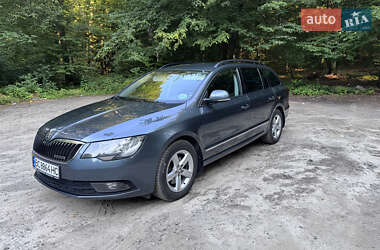 Универсал Skoda Superb 2013 в Львове