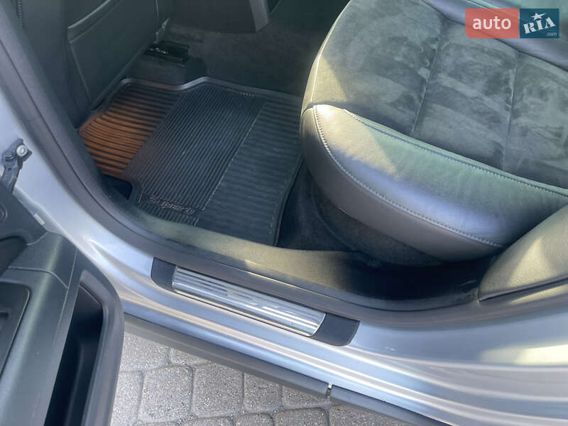Универсал Skoda Superb 2013 в Радивилове