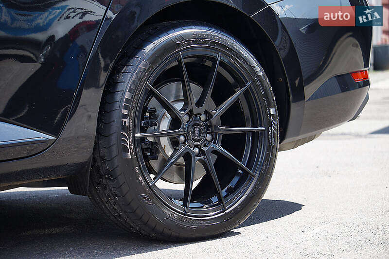 Лифтбек Skoda Superb 2018 в Мукачево