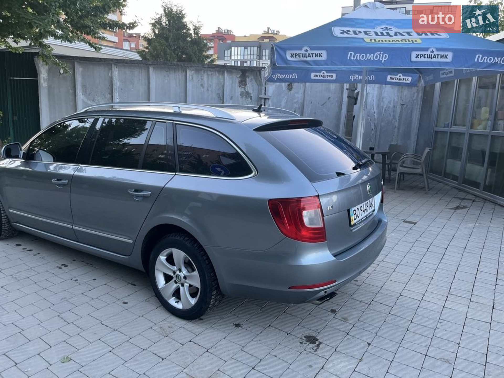 2010 Skoda Superb - мініатюра 15