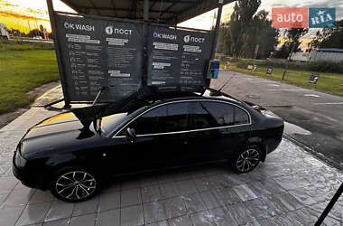 Лифтбек Skoda Superb 2007 в 