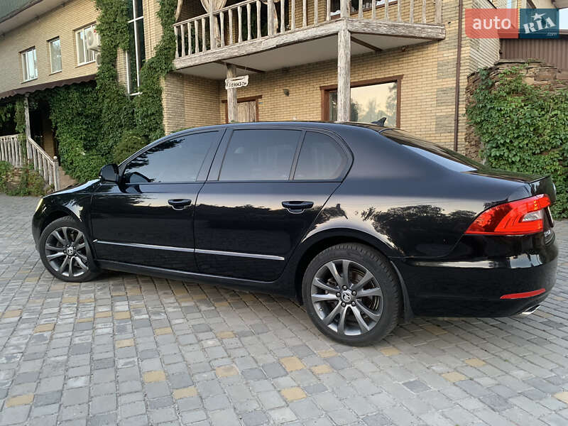 Лифтбек Skoda Superb 2013 в Харькове