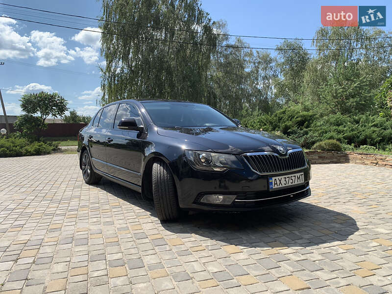 Лифтбек Skoda Superb 2013 в Харькове