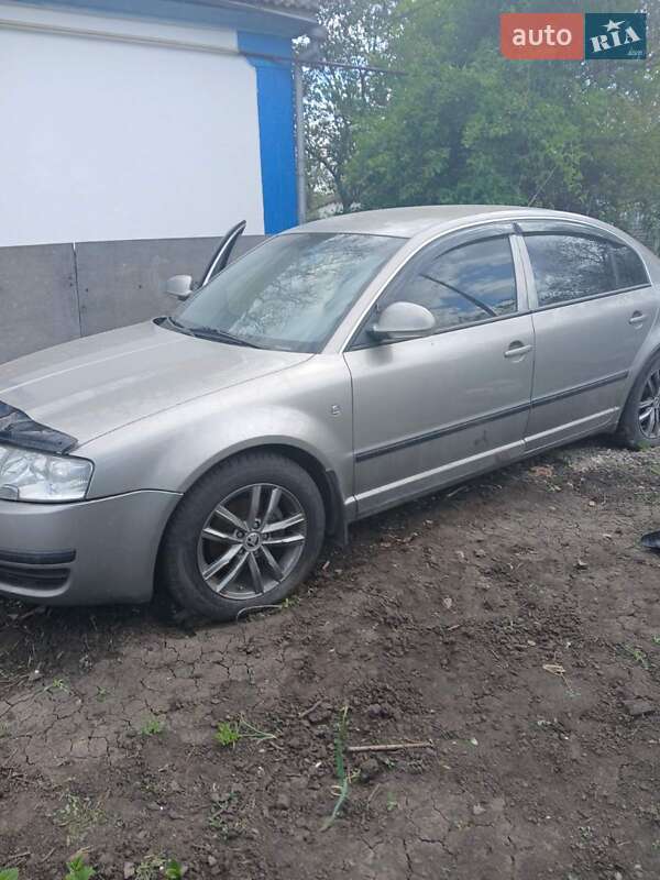 Лифтбек Skoda Superb 2008 в Каменском