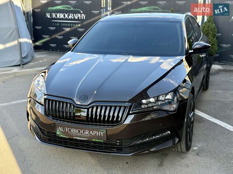 Лифтбек Skoda Superb 2019 в Киеве