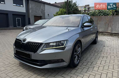 Лифтбек Skoda Superb 2015 в Хусте