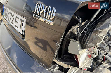 Лифтбек Skoda Superb 2006 в 