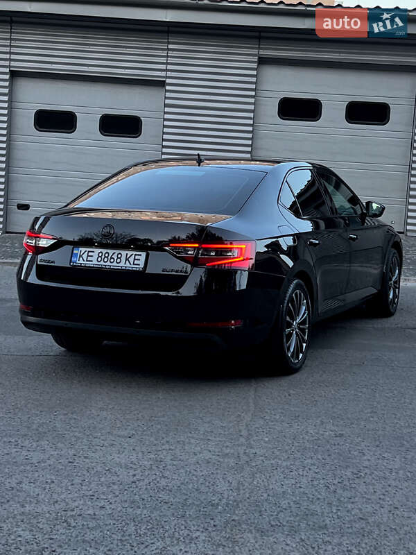 Ліфтбек Skoda Superb 2018 в Дніпрі