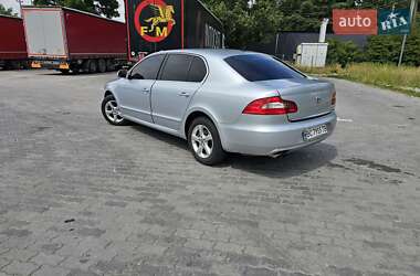 Лифтбек Skoda Superb 2010 в 