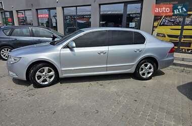 Лифтбек Skoda Superb 2010 в 