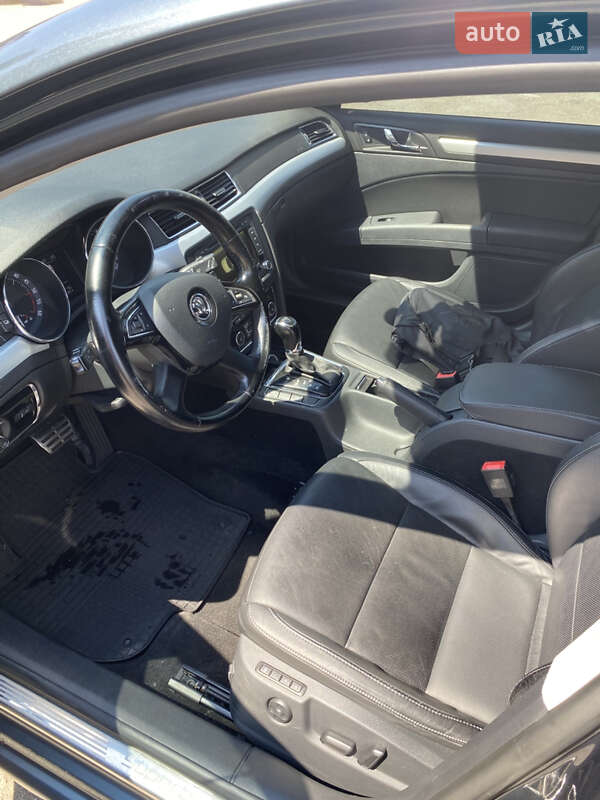Универсал Skoda Superb 2013 в Днепре