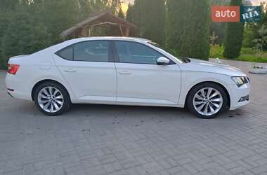 Универсал Skoda Superb 2016 в 