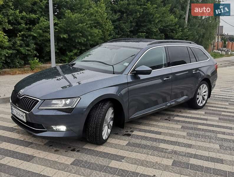Универсал Skoda Superb 2016 в Львове