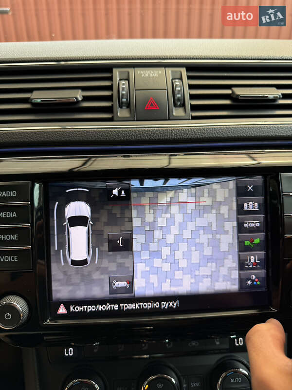 Універсал Skoda Superb 2016 в Луцьку