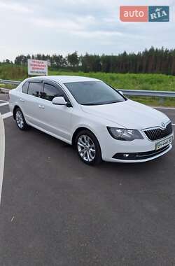 Лифтбек Skoda Superb 2014 в Киеве