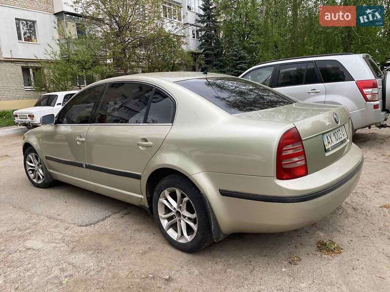 Ліфтбек Skoda Superb 2004 в Пісочині фото 5 Ліфтбек Skoda Superb 2004 в Пісочині