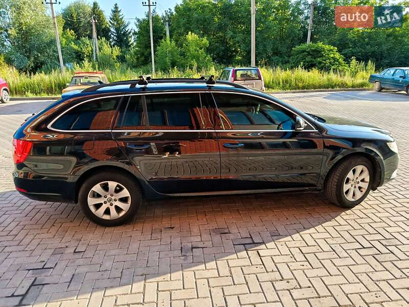 Универсал Skoda Superb 2011 в Хмельницком