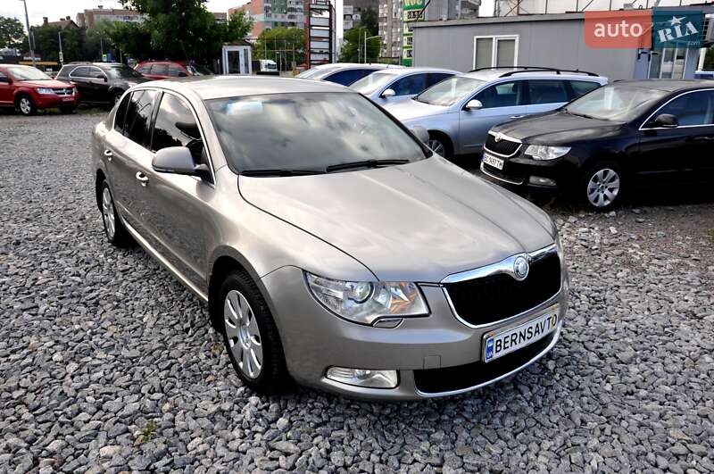 Лифтбек Skoda Superb 2008 в Львове