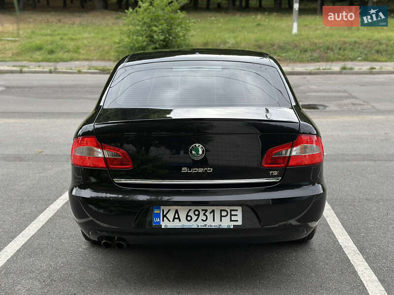 Лифтбек Skoda Superb 2011 в Василькове