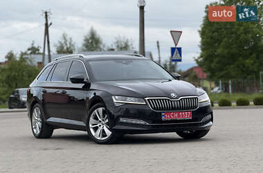 Универсал Skoda Superb 2020 в Дрогобыче