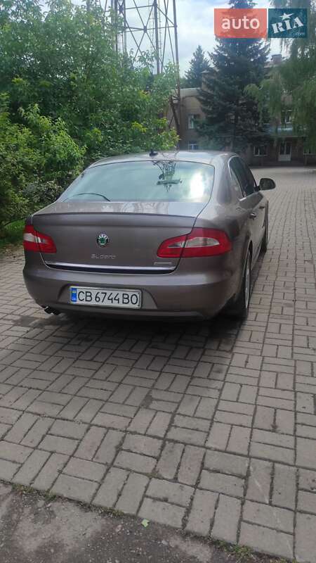 Лифтбек Skoda Superb 2011 в Нежине