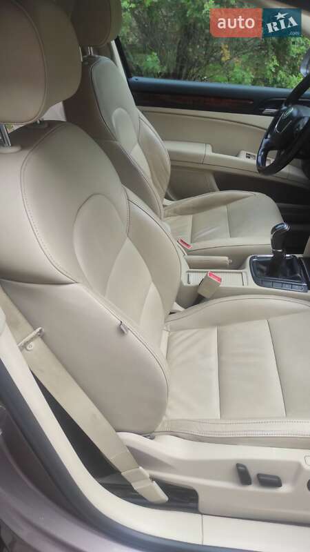 Лифтбек Skoda Superb 2011 в Нежине