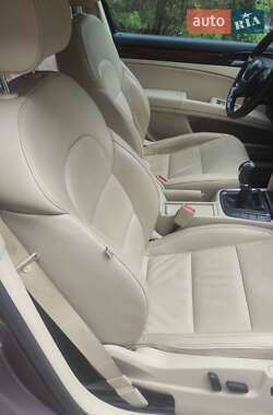 Лифтбек Skoda Superb 2011 в 