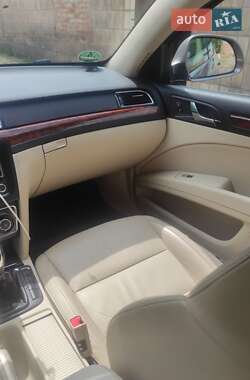 Лифтбек Skoda Superb 2011 в 