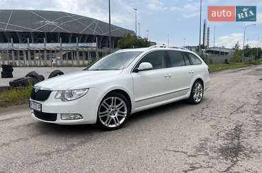 Универсал Skoda Superb 2010 в 