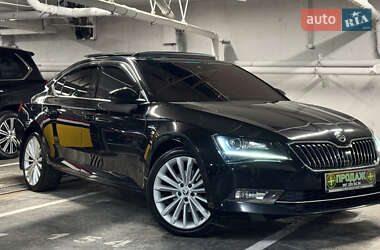 Лифтбек Skoda Superb 2017 в 