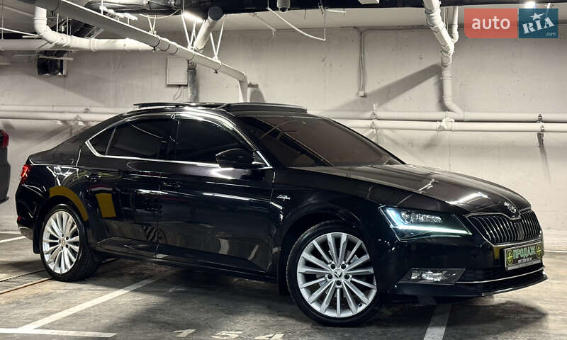 Лифтбек Skoda Superb 2017 в Днепре