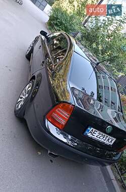 Лифтбек Skoda Superb 2006 в 