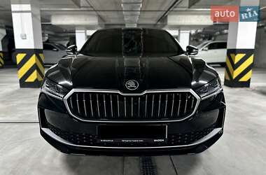 Лифтбек Skoda Superb 2025 в 
