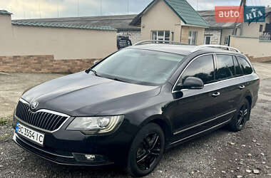 Універсал Skoda Superb 2014 в Хусті