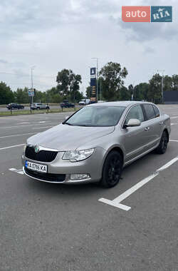 Ліфтбек Skoda Superb 2012 в Києві