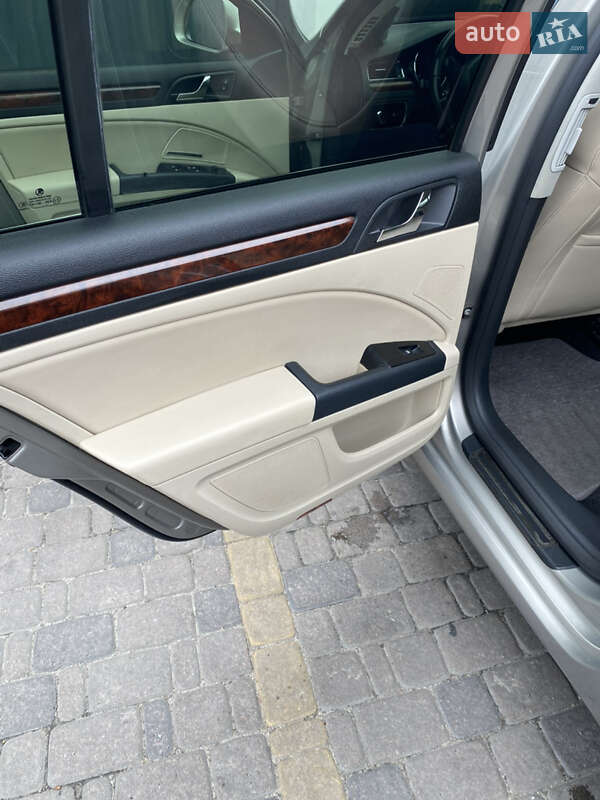 Лифтбек Skoda Superb 2012 в Киеве